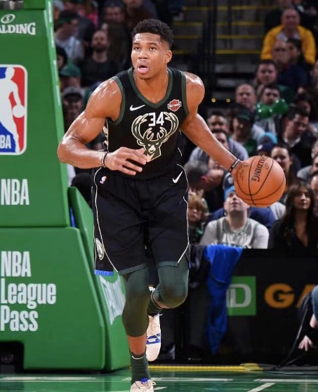 六载回首,字母哥 MVP 荣耀之路