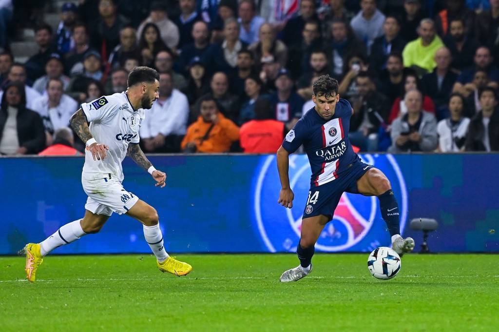 馬賽:歐冠“逆襲者”的熱血征程